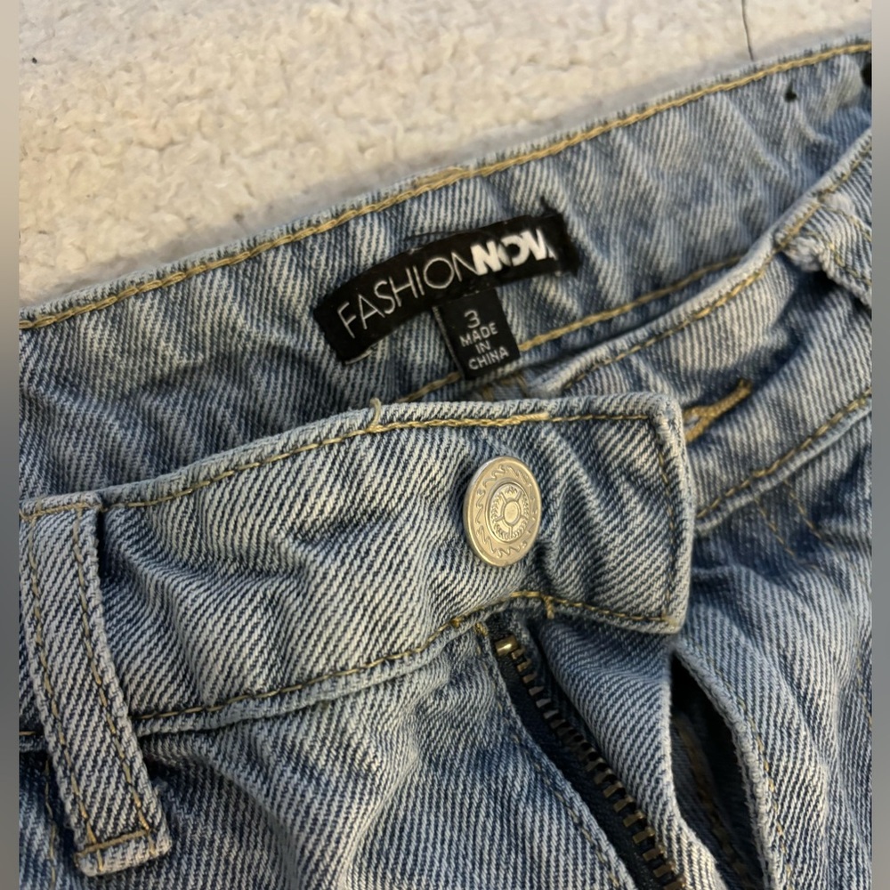 Fashion Nova Jeans Size 3